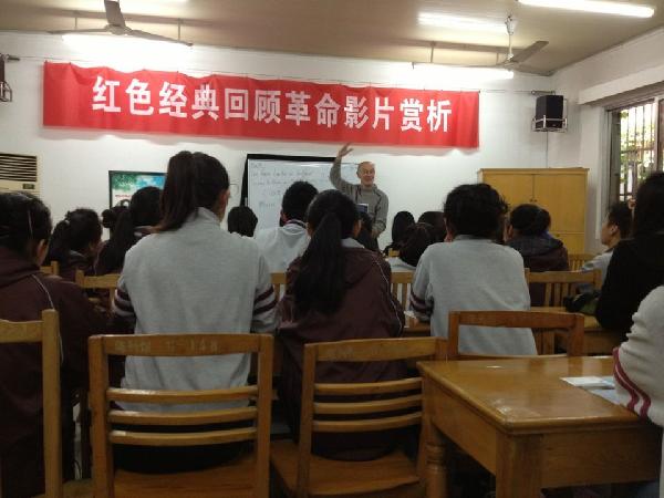 弘扬闻天精神，加强国际交流 —记91社区
同学参加“闻天英语角”活动